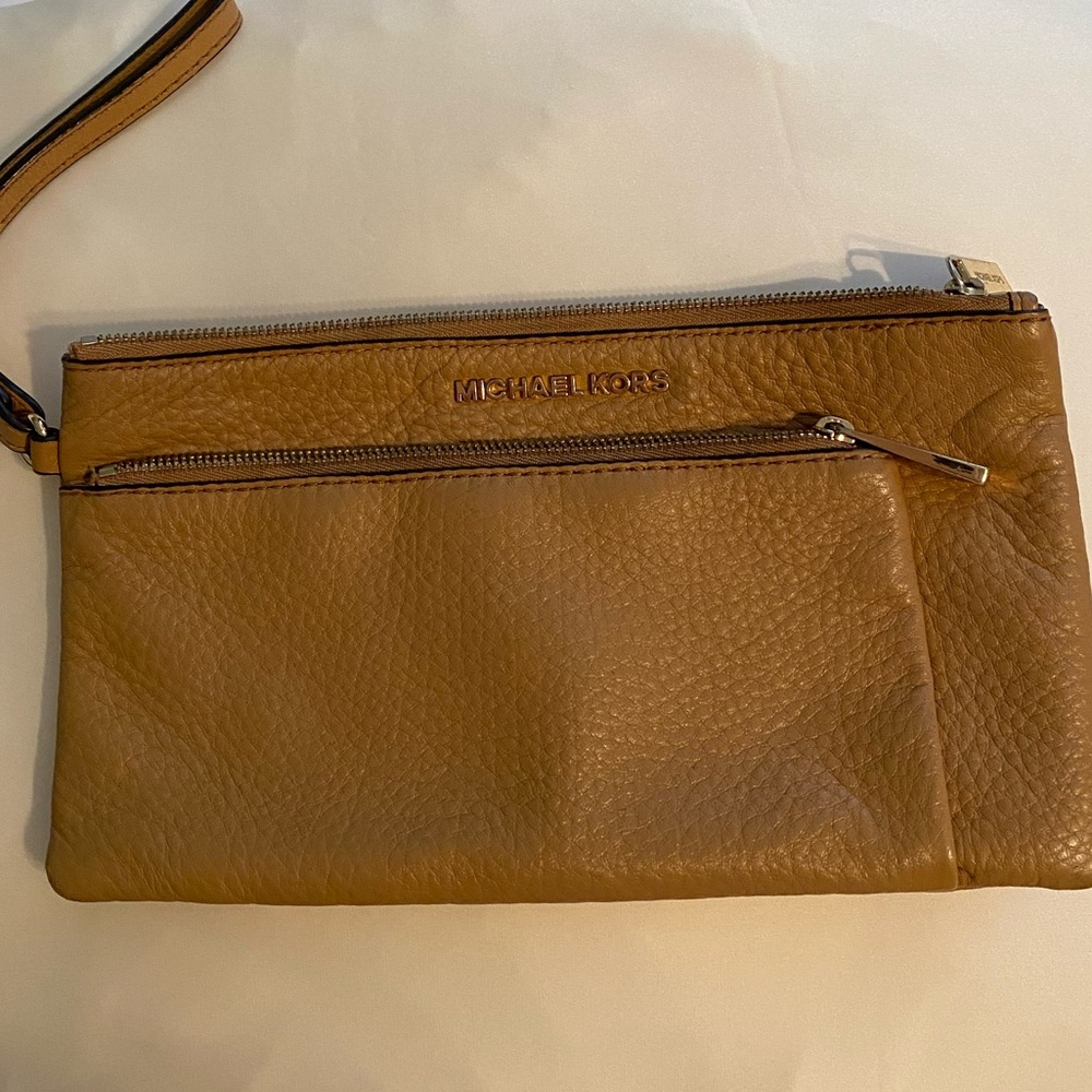 Michael Kors wristlet